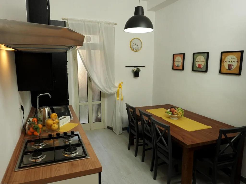 Regina Margherita Casa Vacanza Civitavecchia Buitenkant foto